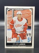 Dylan Larkin 2021 O-Pee-Chee card