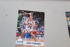 Jeff Turner 1993-94 Hoops Base Set card