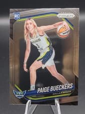 Paige Bueckers 2025 Panini Prizm WNBA card