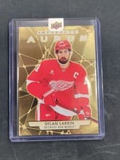 2025-26 Upper Deck Artifacts Aurum Bounty Dylan Larkin #AB-DL card