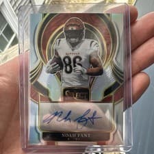 Noah Fant 2025 Panini Select Select Signature Prizm card