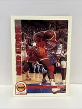 Hakeem Olajuwon 1992-93 Hoops Base Set card