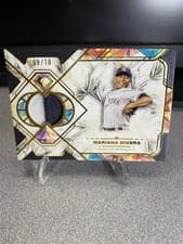 2025 Topps Diamond Icons Single Player Relics Mariano Rivera #SPR-MR card