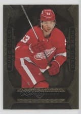 2024-25 Tim Hortons Collectors Series Pure Gold Moritz Seider #PG-10 card