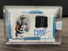 DJ Moore 2018 National Treasures Rookie Gloves Signatures card