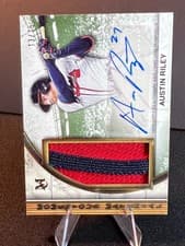 Austin Riley 2025 Topps Museum Collection Momentous Material Jumbo Patch Autographs card