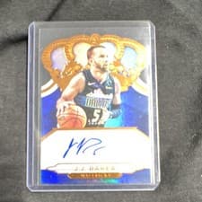 J.J. Barea 2018 Panini Crown Royale Crown Autographs card