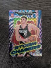 2024-25 Panini Mosaic Storm Chasers Donovan Clingan #10 card