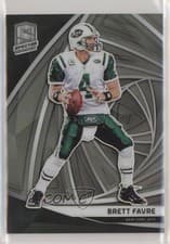 Brett Favre 2019 Panini Spectra card