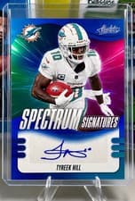 Tyreek Hill 2025 Panini Absolute Spectrum Signatures card