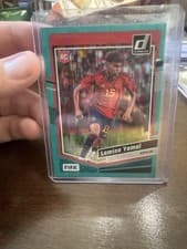 Lamine Yamal 2023 Panini Donruss card
