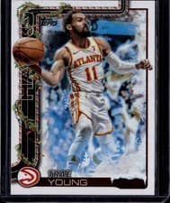 2025-26 Topps Holiday SSP Photo Variations Trae Young #SSV-VW card