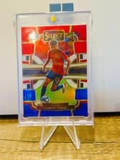 Lamine Yamal 2023 Panini Select FIFA card
