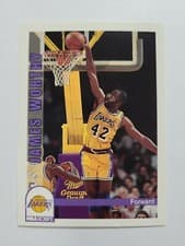 James Worthy 1992-93 Hoops Base Set card