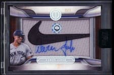 2025 Topps Tribute Prime Patch Autograph Relics Aaron Judge #PPA-AJ card