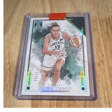 2025 Panini Impeccable WNBA Base Set Leonie Fiebich #12 card