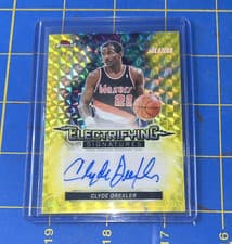 2025-26 Finest Electrifying Signatures Clyde Drexler #ESG-CD card