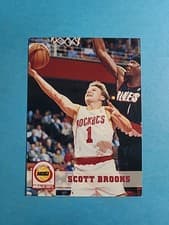 Scott Brooks 1993-94 Hoops Base Set card