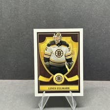 Linus Ullmark 2023 Topps NHL Sticker Collection card