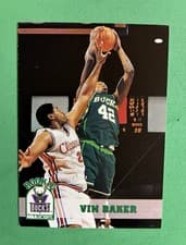 Vin Baker 1993-94 Hoops Base Set card