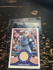 2025 Topps Heritage Bicentennial Relics Robin Yount #BR-RY card