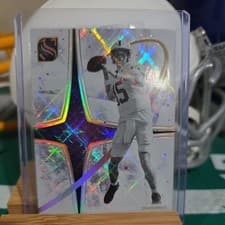 2025 Panini Silhouette White Night Drew Allar #10 card