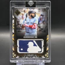 2025 Topps Transcendent Collection MLB Logo Patch Vladimir Guerrero Jr. #MLP-VG card