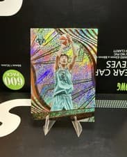 Han Xu 2022 Panini Revolution WNBA card