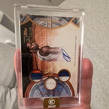 2025-26 Topps 3 Veteran 3 Patch Autographs OG Anunoby #V3A-OA card
