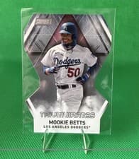 2021 Stadium Club Triumvirates Mookie Betts #T-17