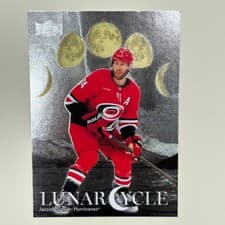 2025-26 SkyBox Metal Universe Lunar Cycle Jaccob Slavin #LC-5 card
