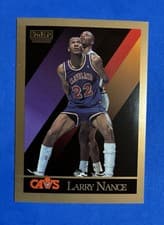 Larry Nance 1990-91 SkyBox Base Set card