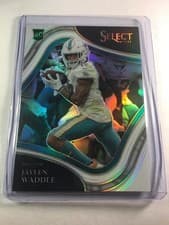Jaylen Waddle 2021 Panini Select card
