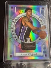 2025-26 Panini Signature Series Perpetual Talents Nique Clifford #18 card