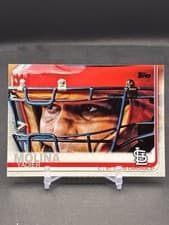 Yadier Molina 2019 Topps card