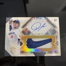 2025 Topps Diamond Icons Autographed Nike Logo Patches Roki Sasaki #NLA-RS card
