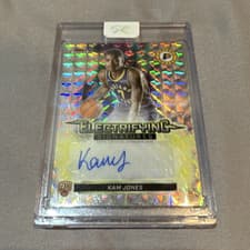 2025-26 Finest Electrifying Signatures Kam Jones #ESG-KJ card