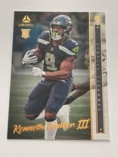 Kenneth Walker III 2022 Panini Chronicles Luminance card