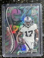 Davante Adams 2022 Panini Spectra Phosphorescent card