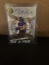 2025 Panini Revolution End Zone Autographs Patrick Ricard #23 card