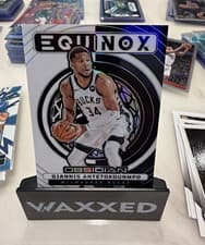 2024-25 Panini Obsidian Equinox Giannis Antetokounmpo #28 card