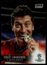 Robert Lewandowski 2020 Stadium Club Chrome UEFA Champions League card