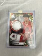 2025-26 Topps Holiday Player Relics Yang Hansen #PR-YH card
