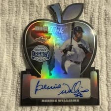 2025 Leaf Bronx Legacy Big Apple Ink Bernie Williams #BI-BW1 card