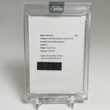 2025-26 Panini Signature Series Rookie Patch Autographs Hansen Yang #9 card