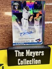 Vladimir Guerrero Jr. 2019 Topps Chrome Rookie Debut Autograph card