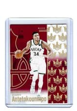 Giannis Antetokounmpo 2024 Panini Court Kings card