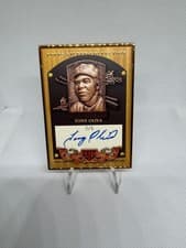 2025 Topps Gilded Collection Hall of Fame Plaque Autographs Tony Oliva #HOFPA-TO card