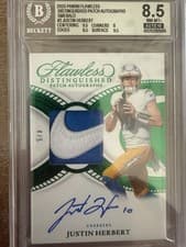 2025 Panini Flawless Distinguished Patch Autographs Justin Herbert #2 card