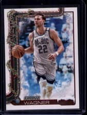 2025-26 Topps Holiday SSP Photo Variations Franz Wagner #SSV-FW card